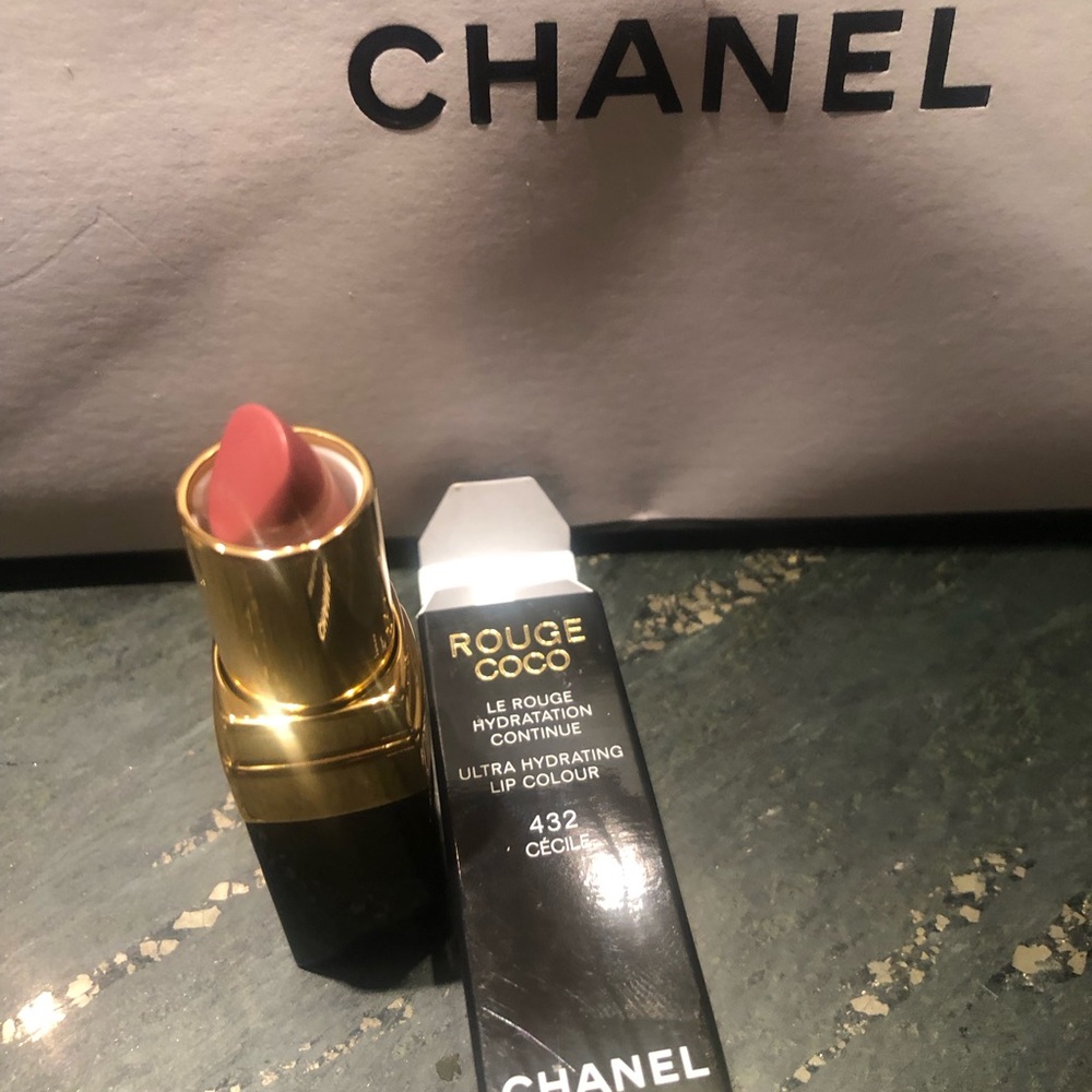 Cheney Rouge Coco Hydrating creme lip contour #432